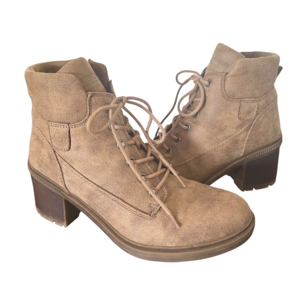 Crown Vintage Charley Tan Suede Lace-Up Block Heel Round Toe Ankle Boot Bootie
